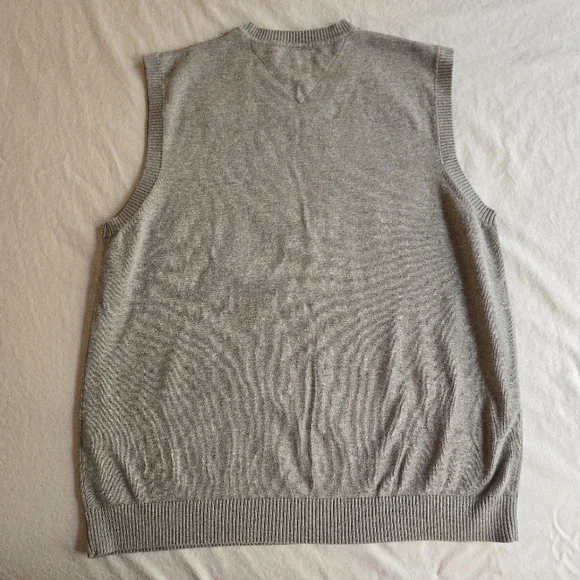 Tommy Hilfiger Men's Argyle Sweater Vest Grey with Light Blue 100% Cotton - Picture 8 of 8
